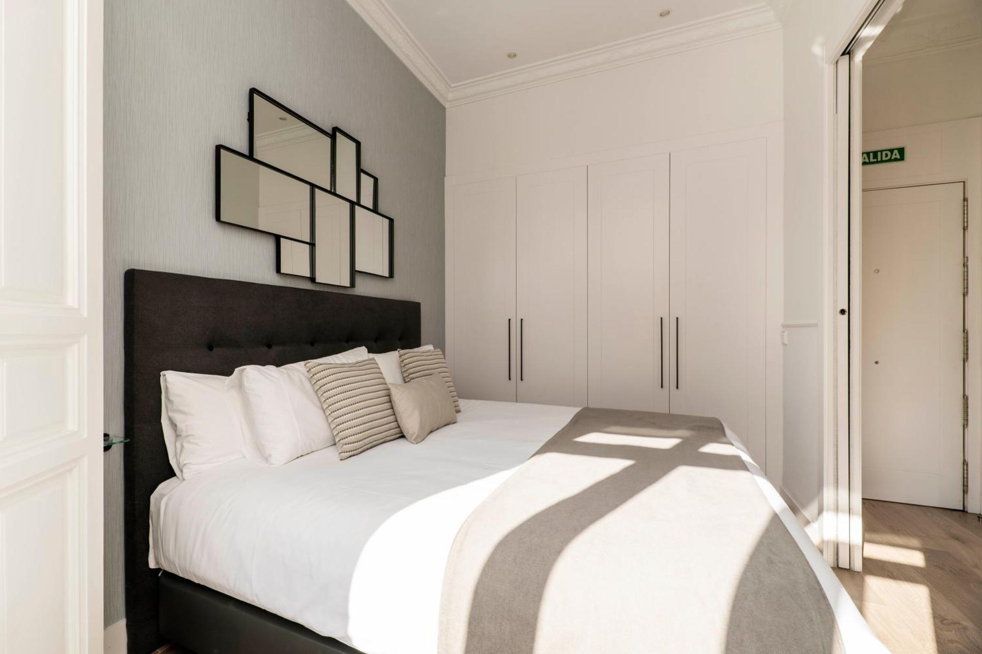 1915 Private Apartment Madrid