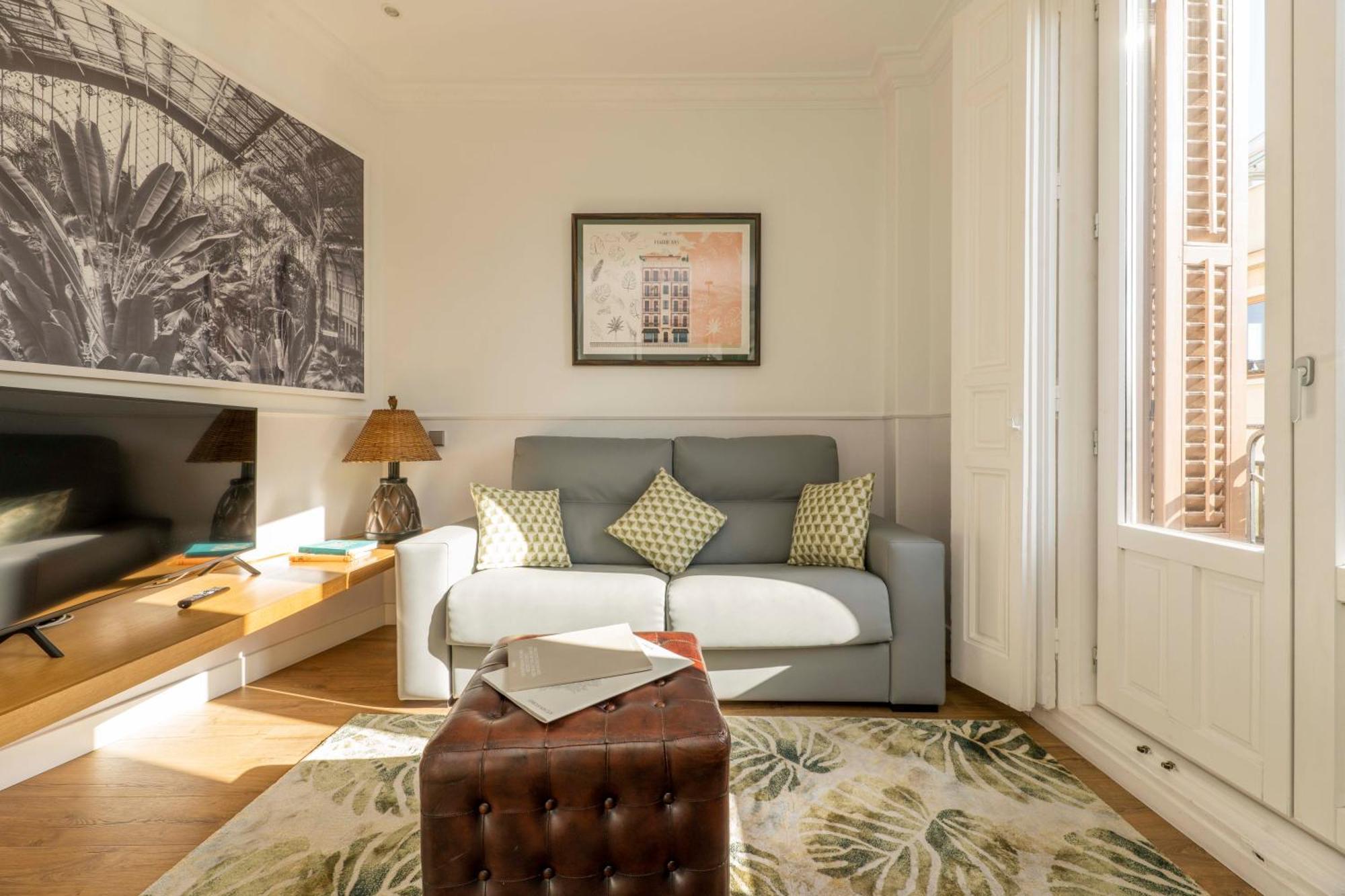 Apartment 1915 Private *