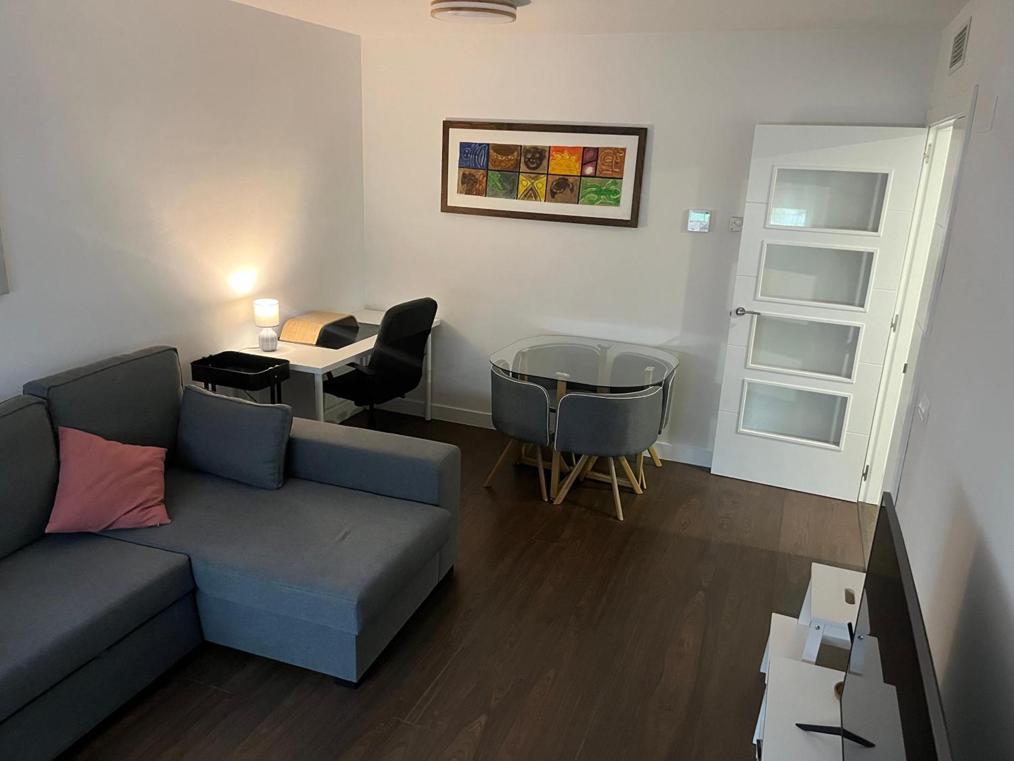 Valdebebas Con Garaje Gimnasio Y Piscina Apartment Madrid