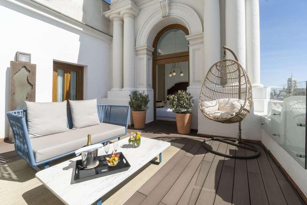 Boutique H10 De La Reina Madrid
