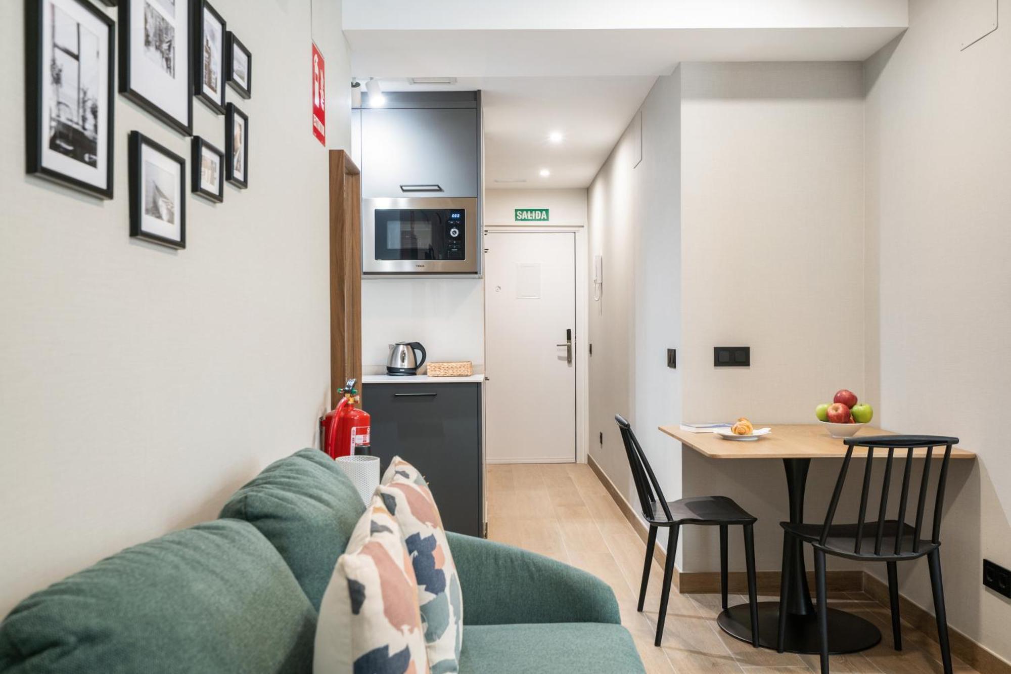 Apartment Dobo Homes - Gc21 *