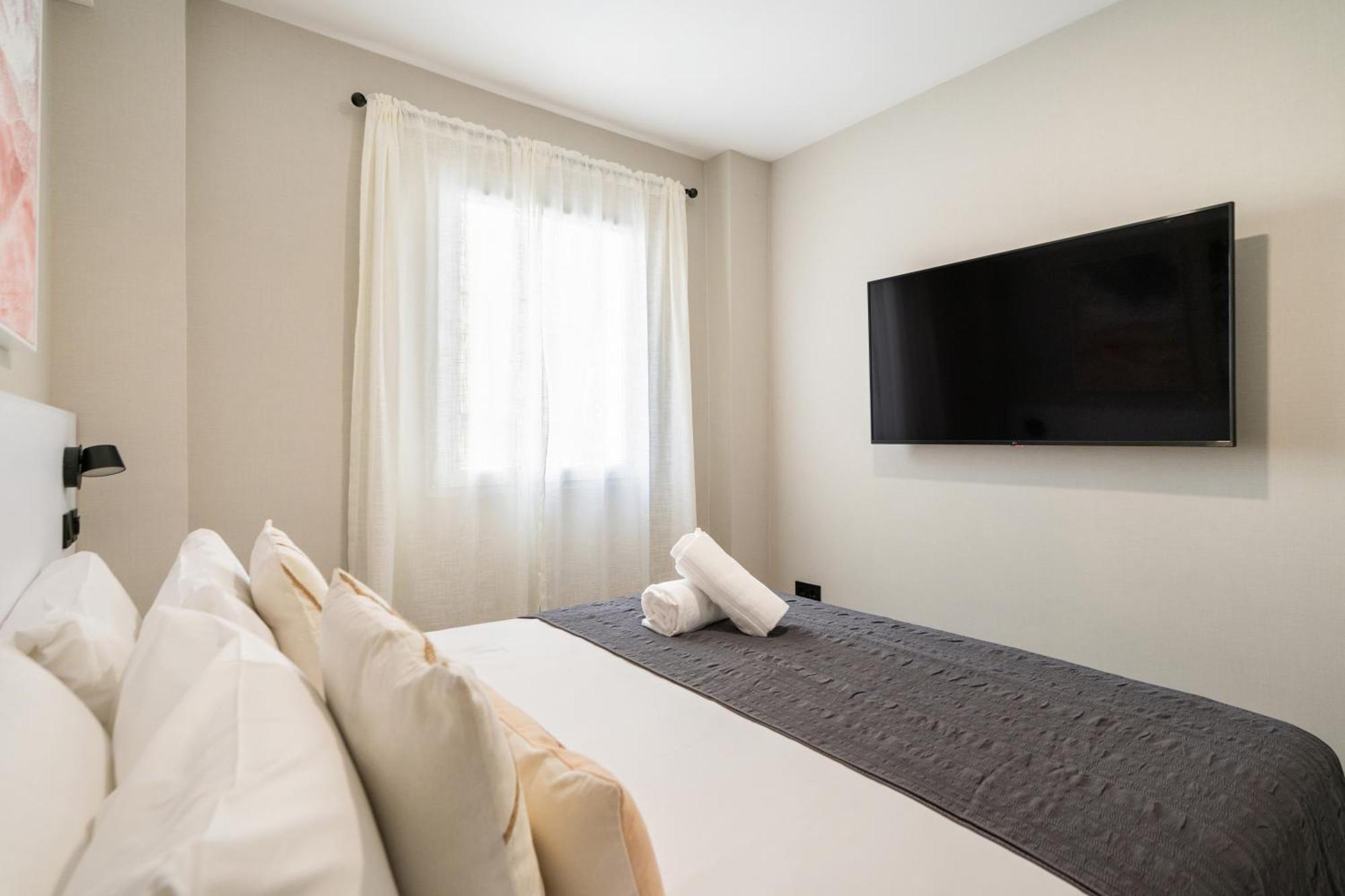 Dobo Homes - Gc21 Apartment Madrid