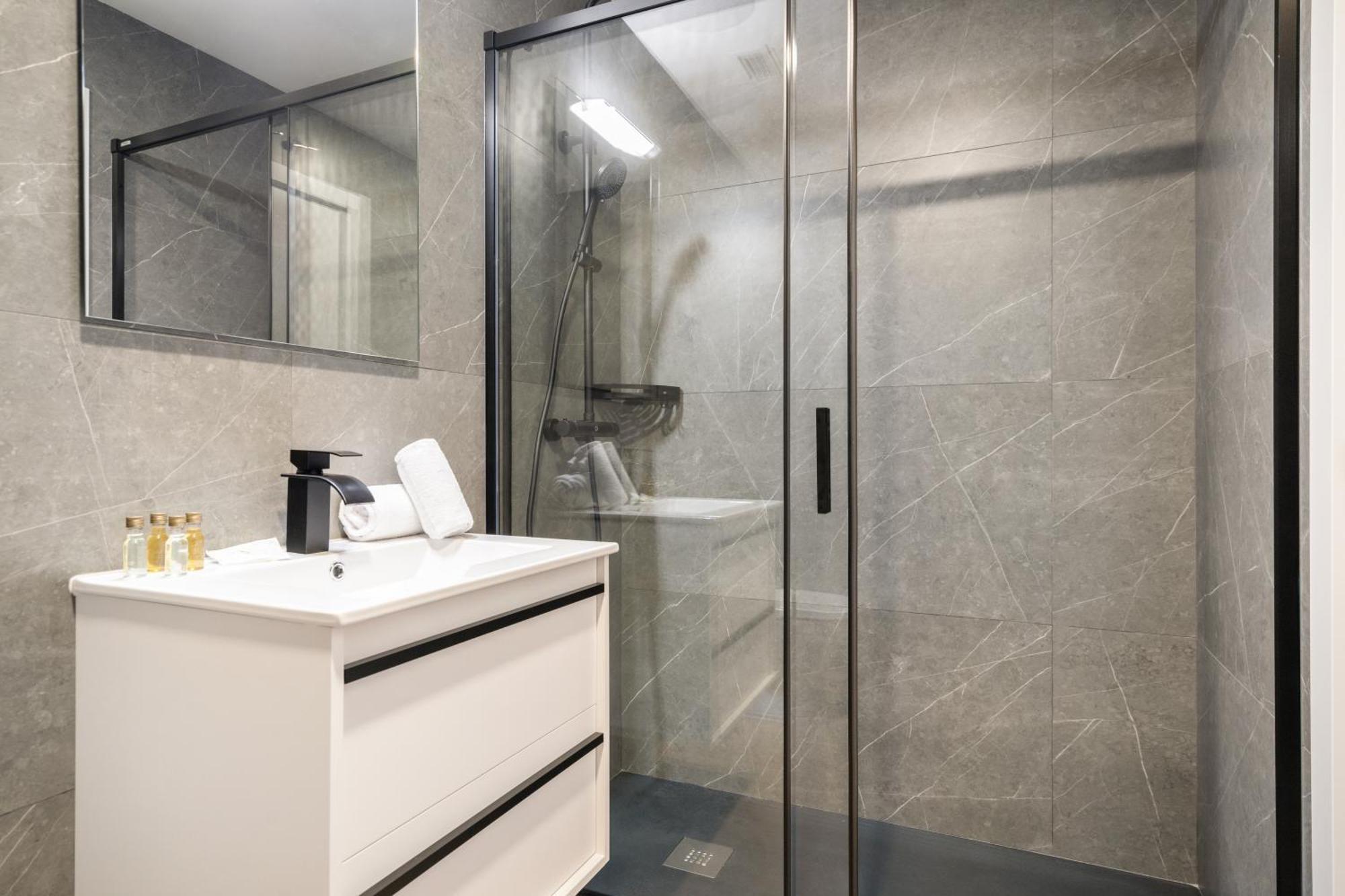 Dobo Homes - Gc21 Apartment *