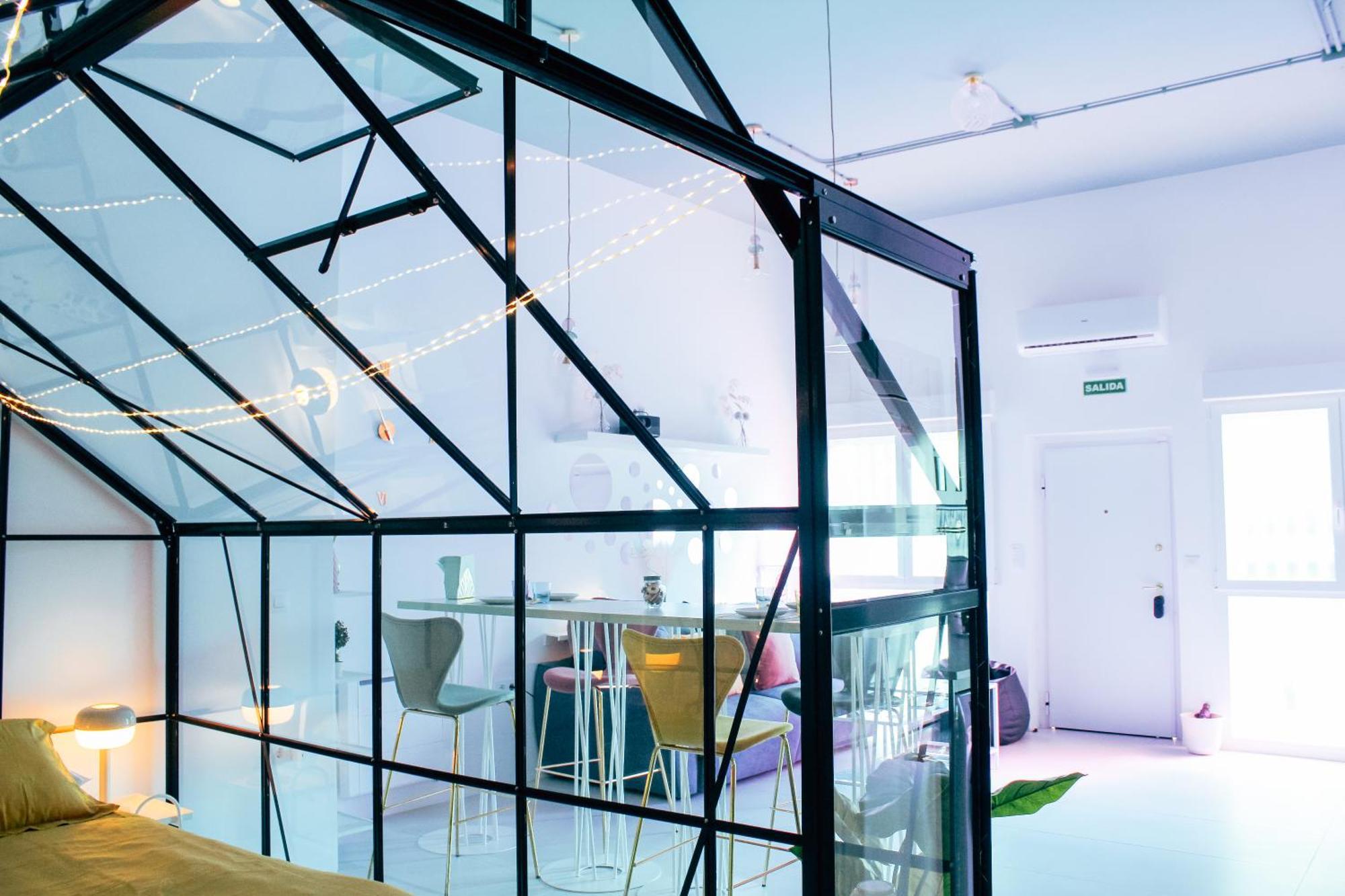 The Greenhouse Apartment *