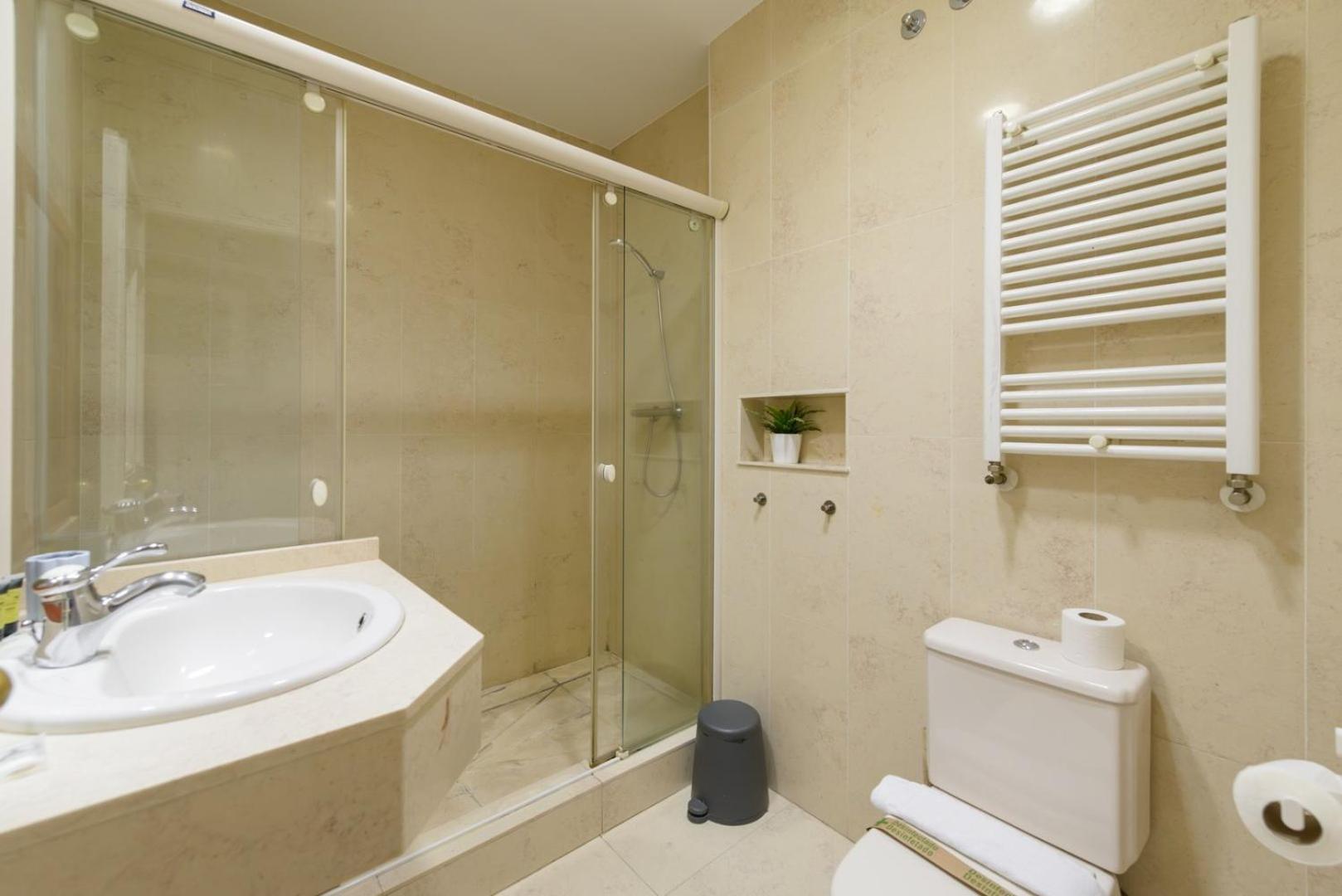 Guestready - Madrid's Stylish Escape Madrid