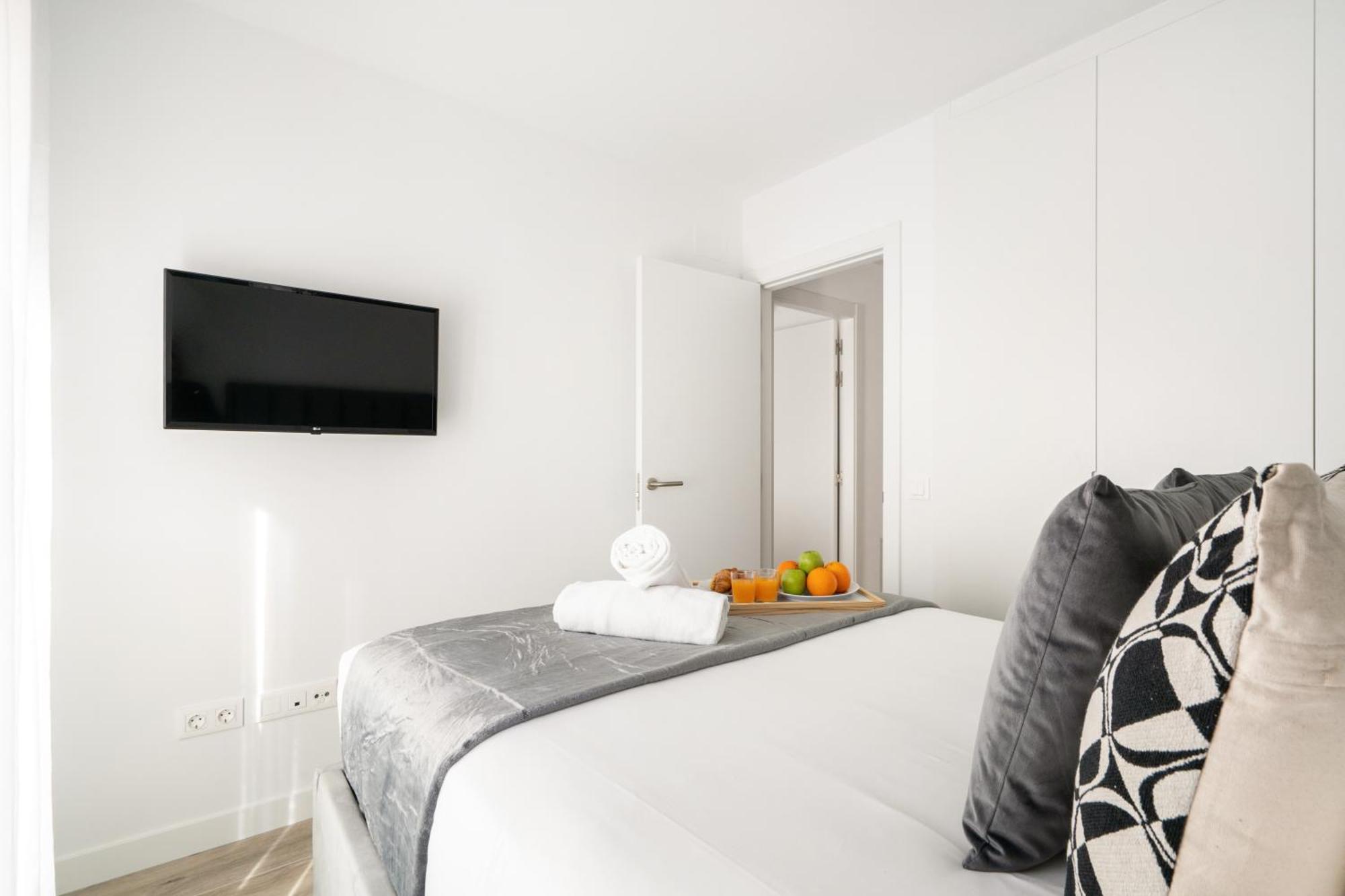 Dobo Homes - Eg13 Madrid