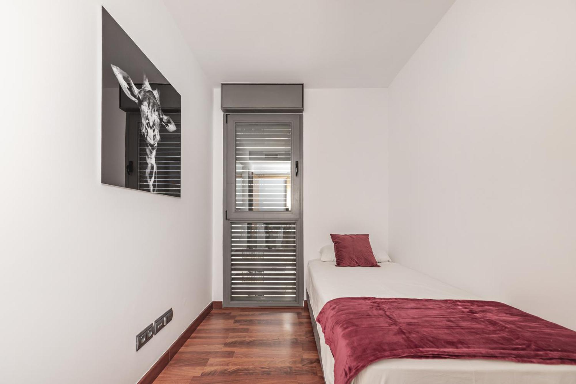 Luxury In Barrio Palacio Madrid
