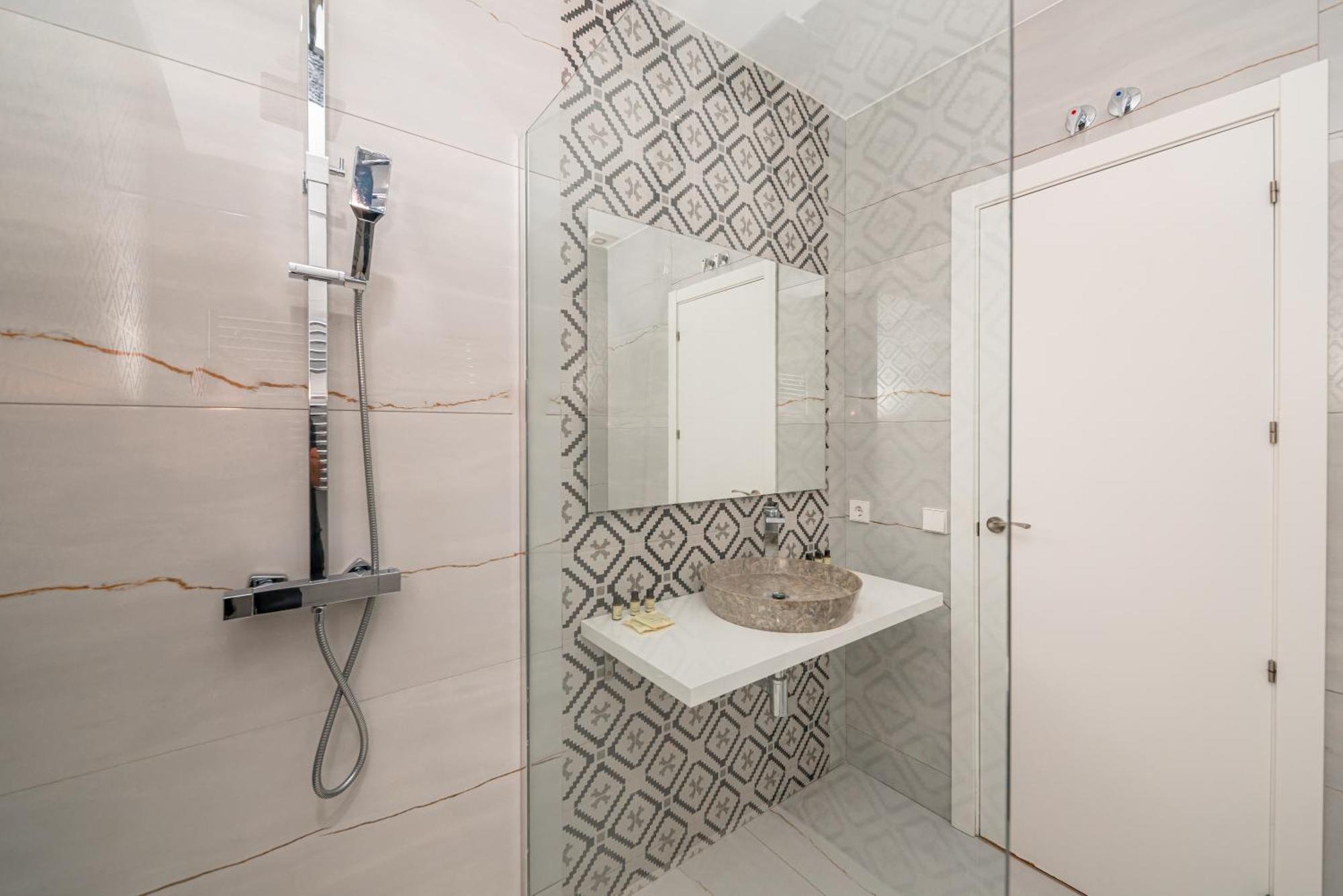 Apartment Salamanca Iii Calle General Pardinas 2br 2bh Madrid