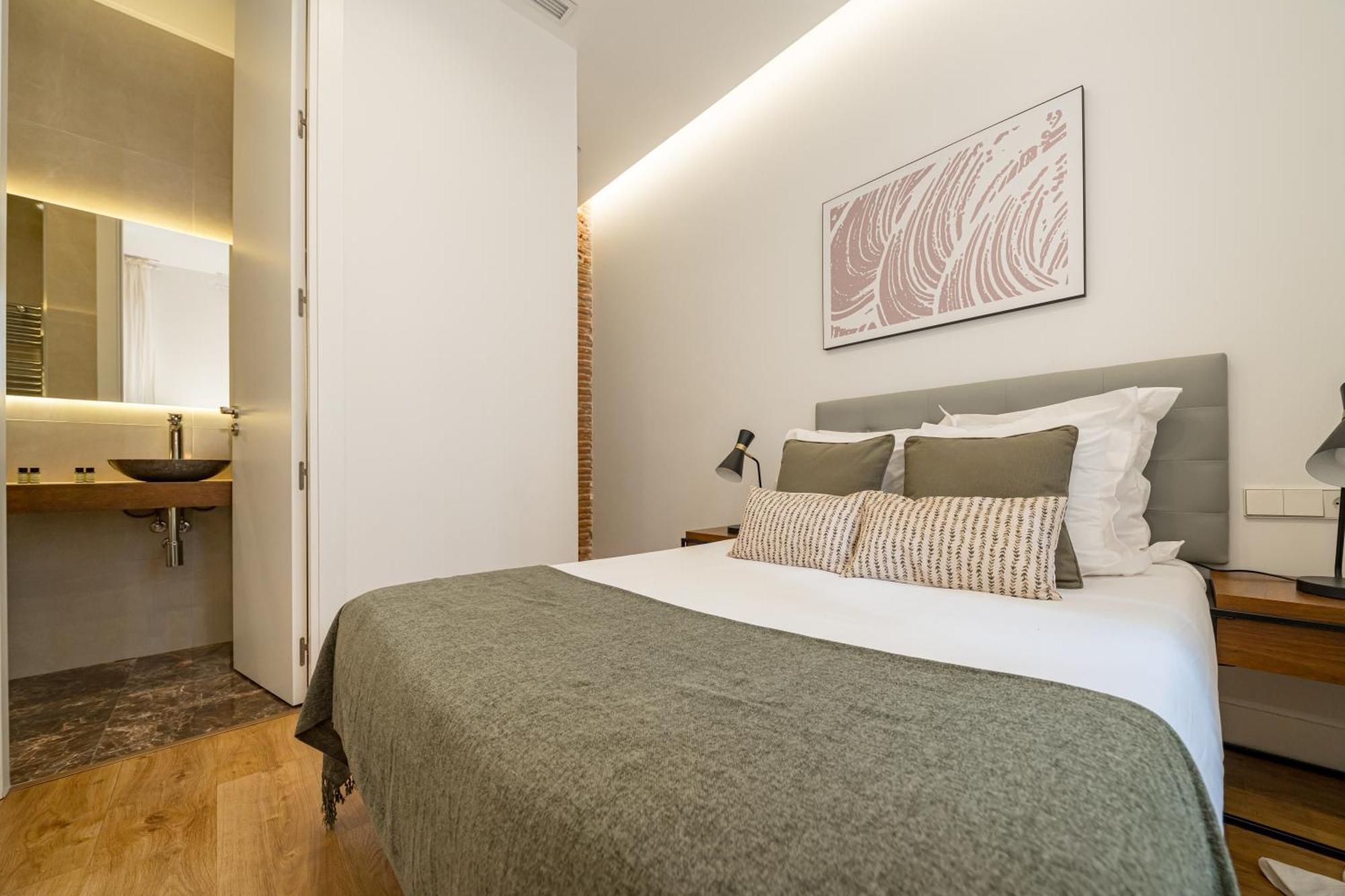 Goya Iii Calle Hermosilla 3br 2bh Apartment