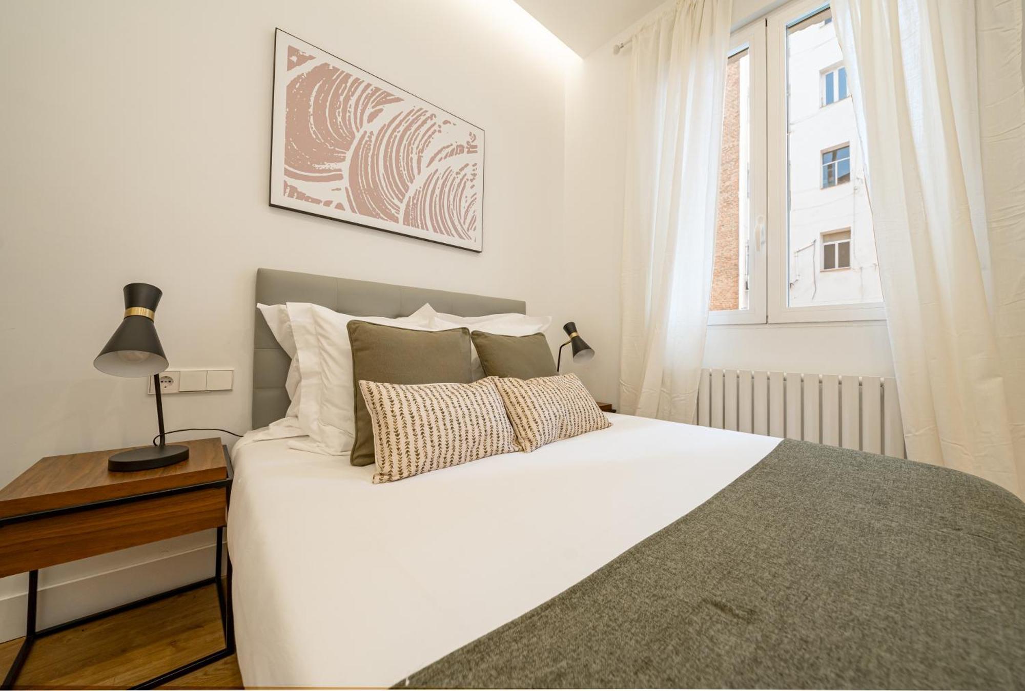 Apartamento Goya Iii Calle Hermosilla 3br 2bh Madrid