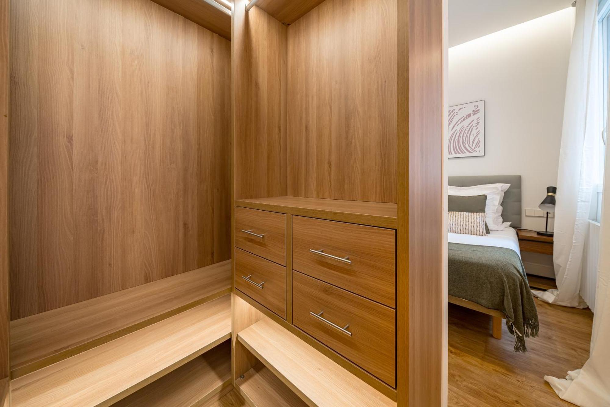 Goya Iii Calle Hermosilla 3br 2bh Madrid