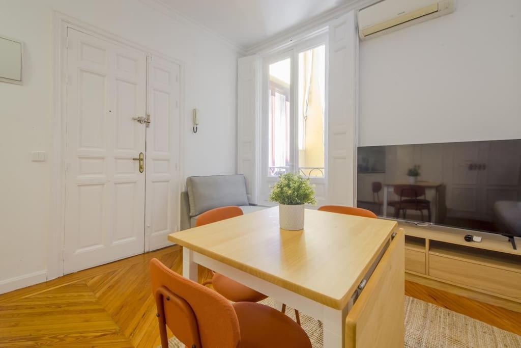 Apartamento Petite E Chic Loft 3 En El Corazon De