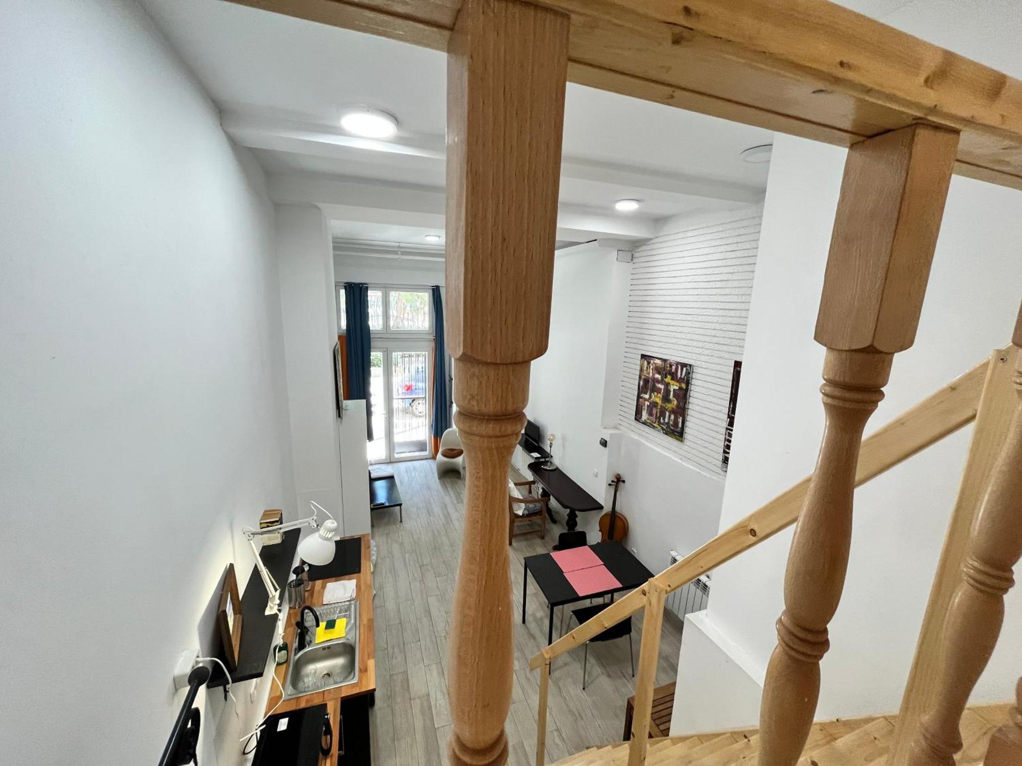 Apartamento Duplex Manzanares Izq Amarillo Temporal Madri