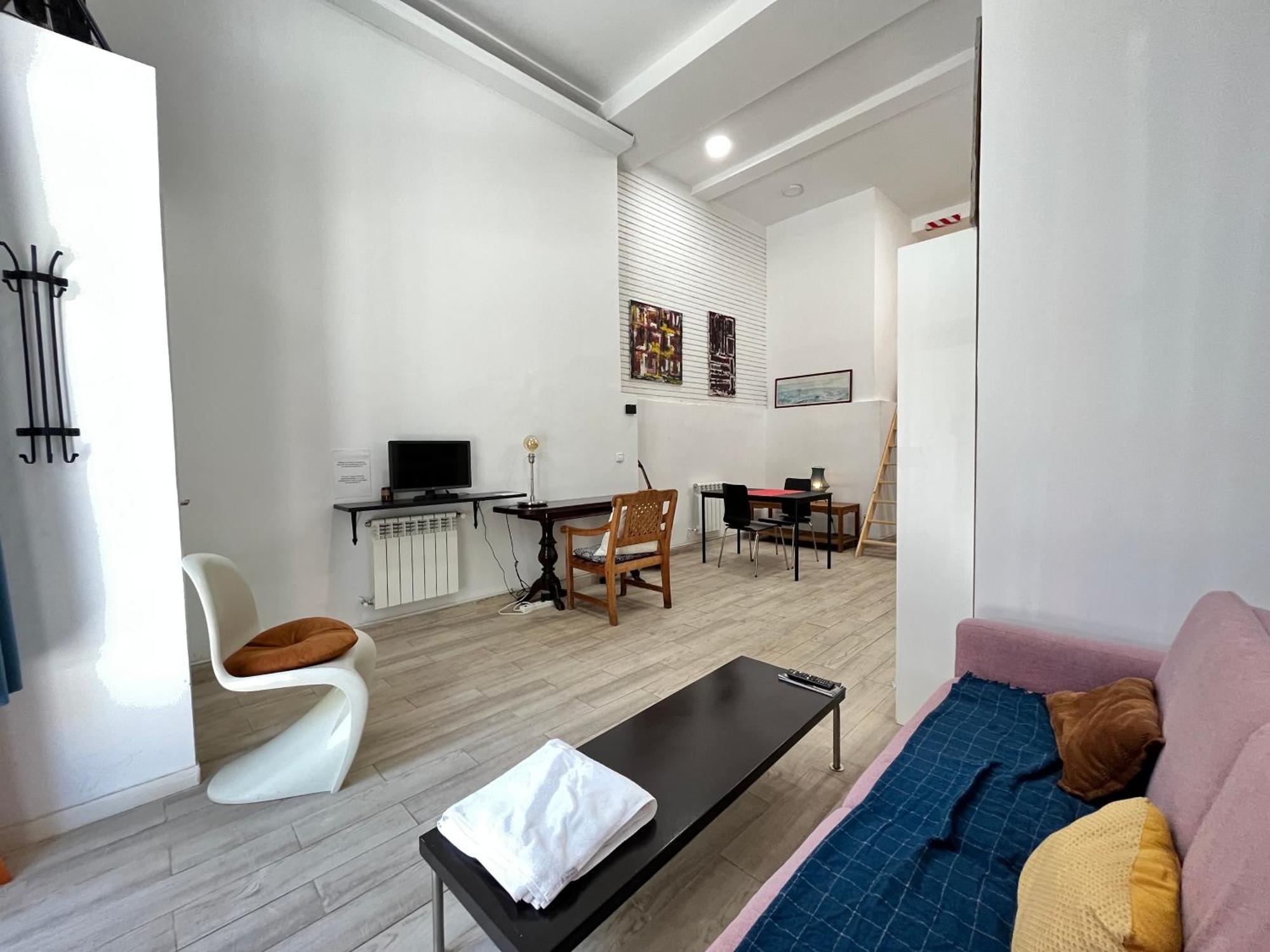 Duplex Manzanares Izq Amarillo Temporal Apartamento