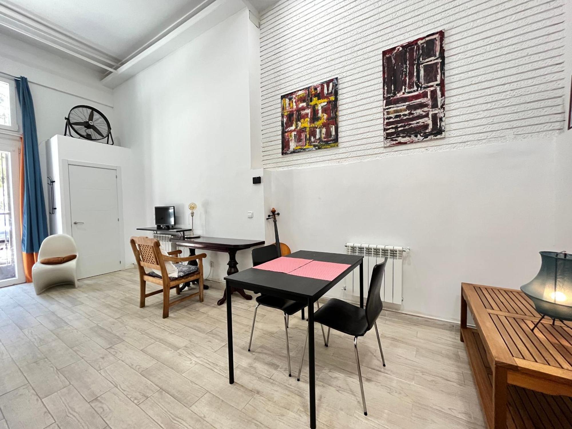 Apartamento Duplex Manzanares Izq Amarillo Temporal Madri