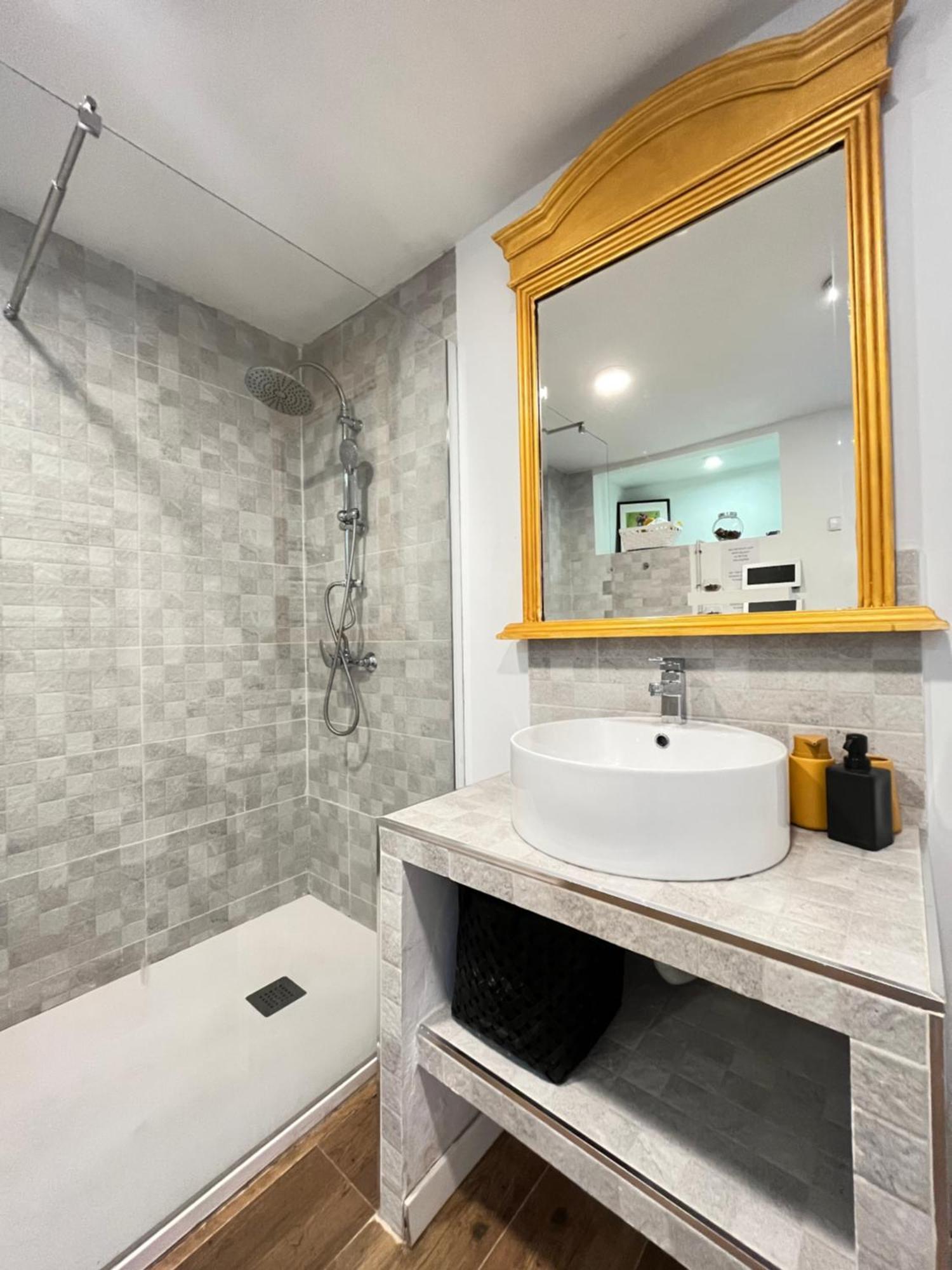 Apartamento Duplex Manzanares Izq Amarillo Temporal Madri
