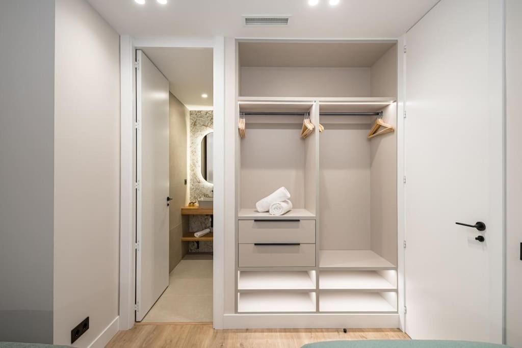 Apartamento Centro Xviii Calle Montera 4br 4bh Madrid