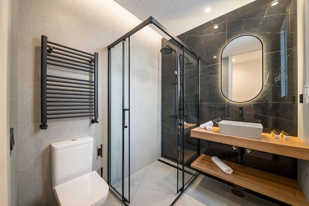 Apartamento Centro Xviii Calle Montera 4br 4bh Madrid