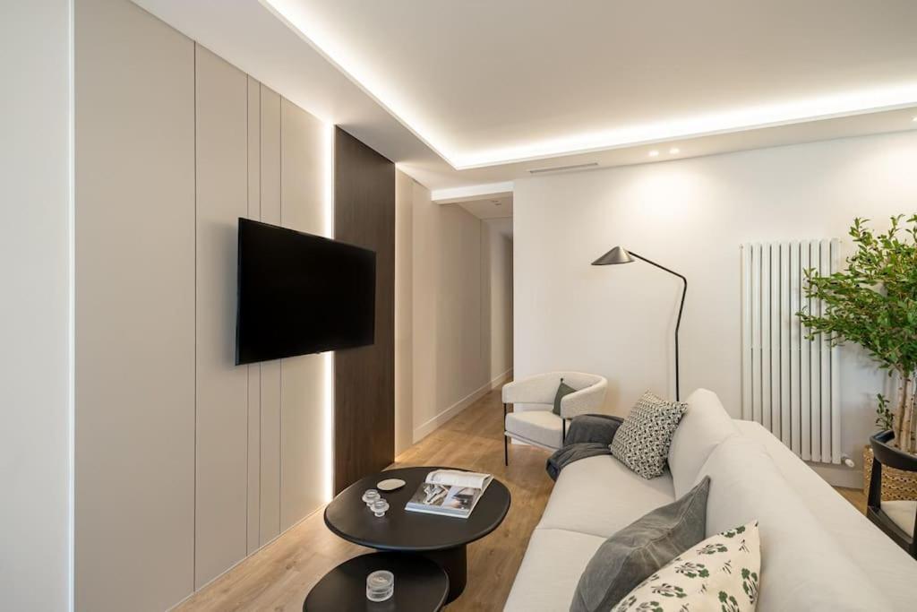 Centro Xviii Calle Montera 4br 4bh Madrid