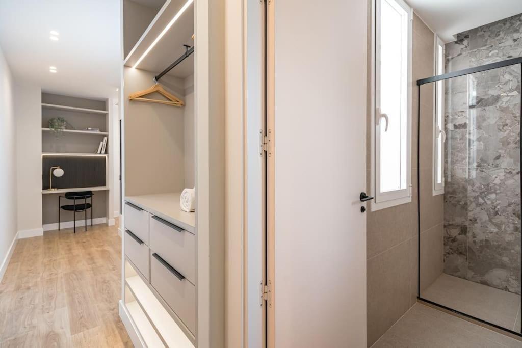 Centro Xviii Calle Montera 4br 4bh Apartamento *