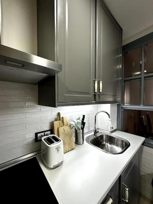 Apartamento Con Parking En Centro De Madrid-chamberi Madrid