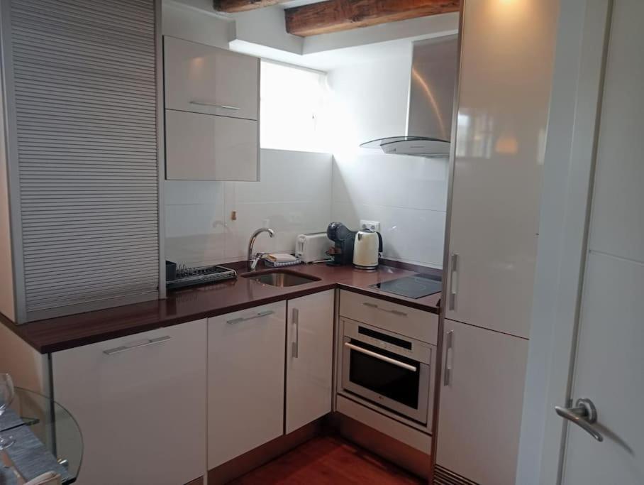 Emblematic Flat In - Arenal Appartement Madrid