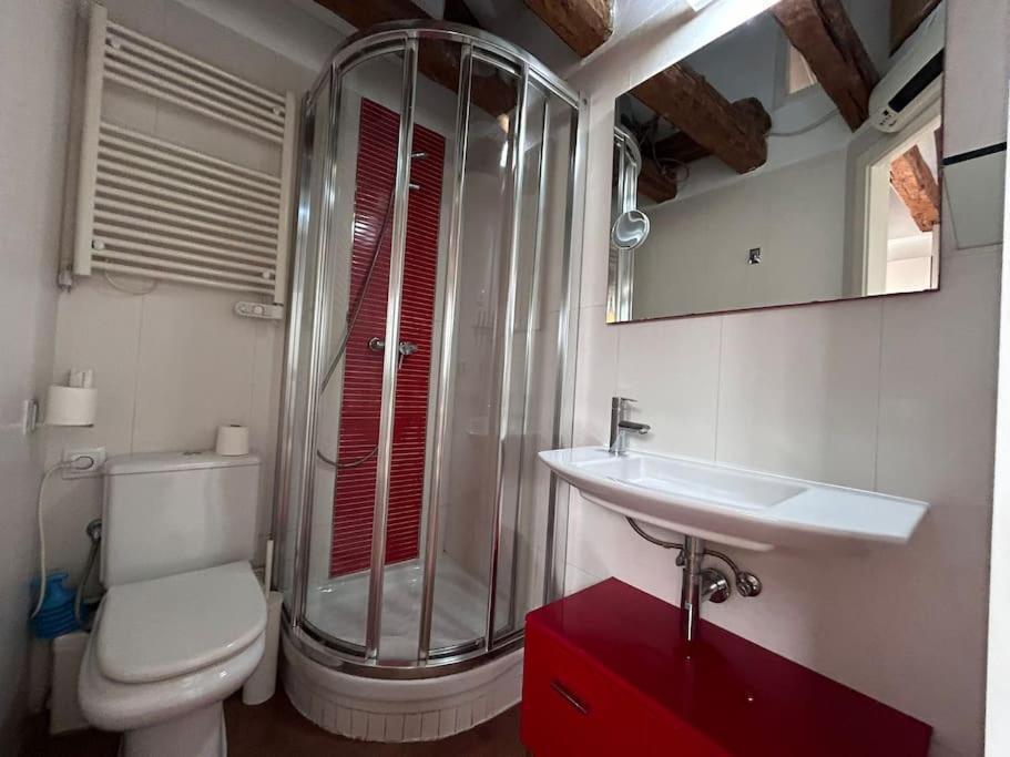 Appartement Emblematic Flat In - Arenal Madrid