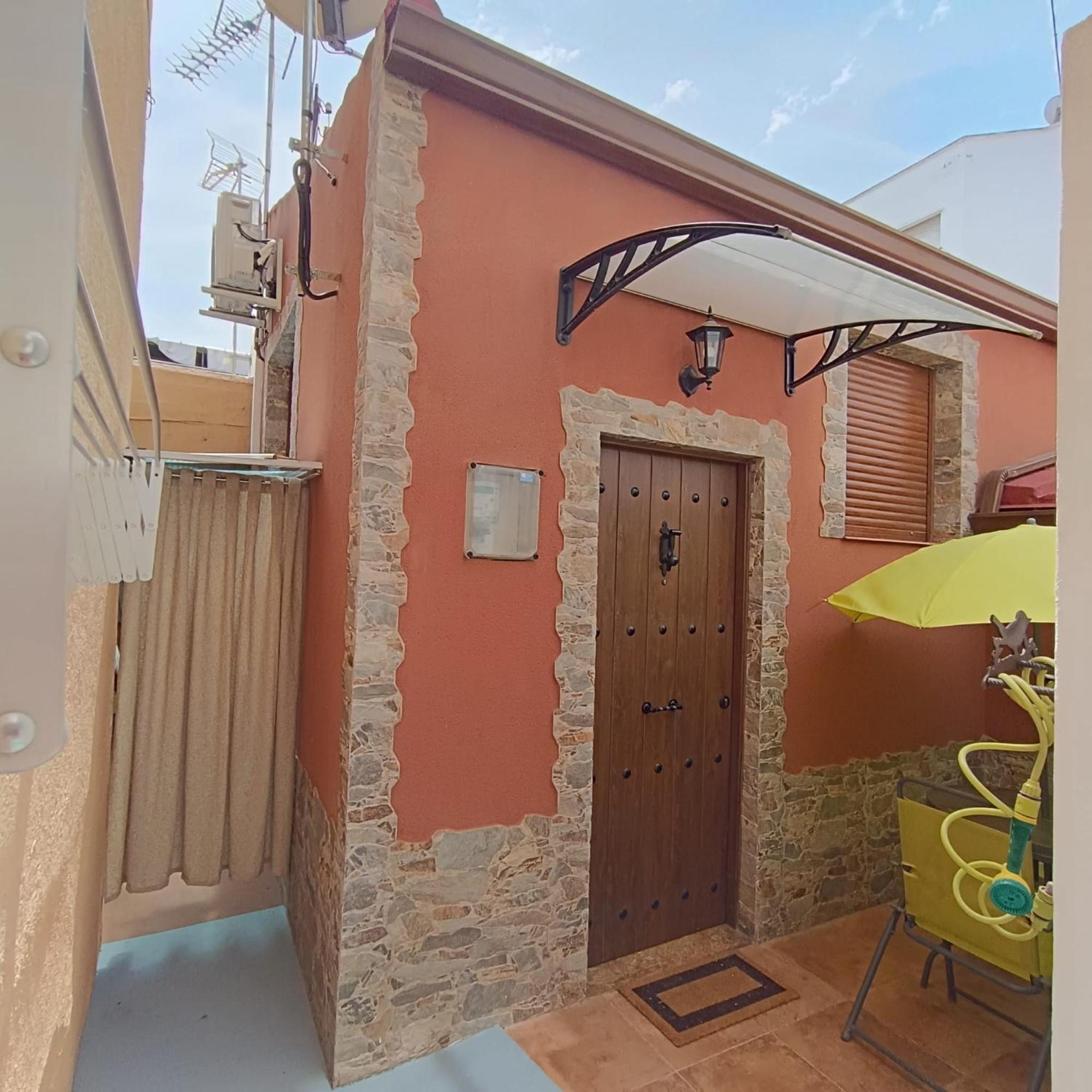 Solana De Luche, Casa Independiente Tipo Loft Con Terraza En Puerta Del Angel Apartamento Madrid