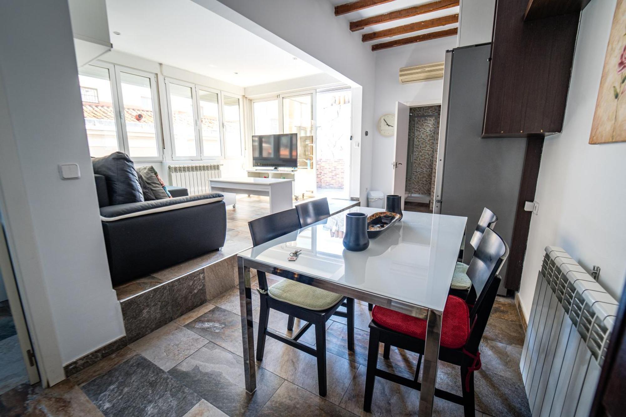 Centrico Atico En By Bebalmy Apartamento
