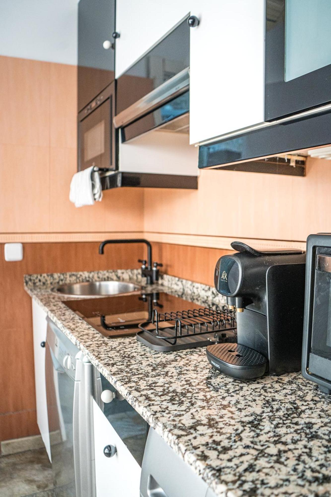 Apartamento Centrico Atico En By Bebalmy *