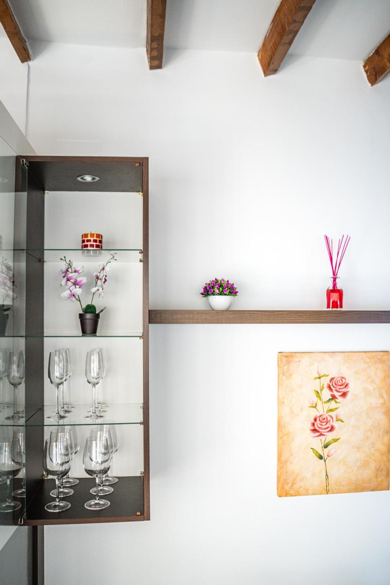 Apartamento Centrico Atico En By Bebalmy Madrid