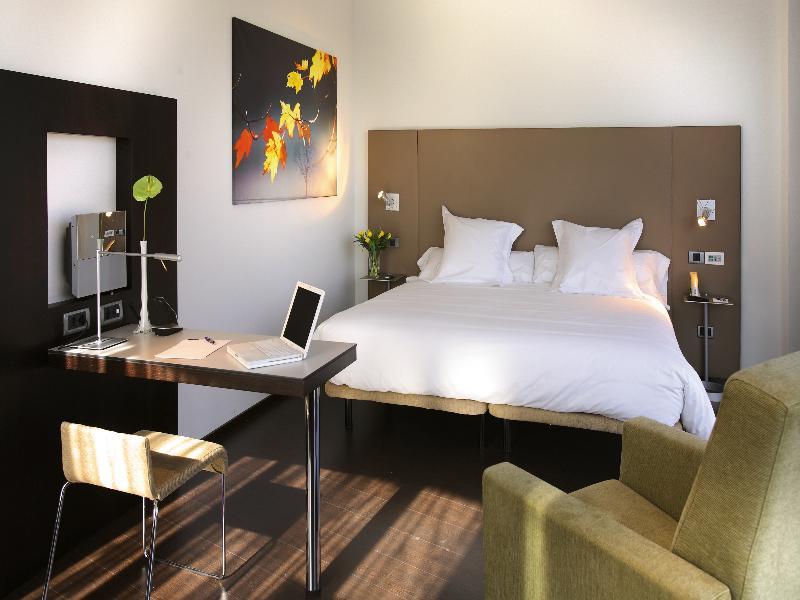 Occidental Este 4*