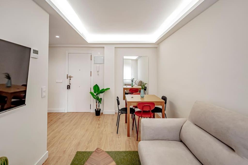 Apartment Sauco New Chamartin Madrid
