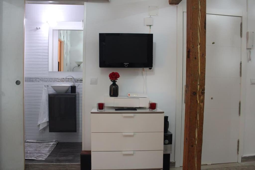 Modern Apt 1 Bedroom In Lavapies Apartment *