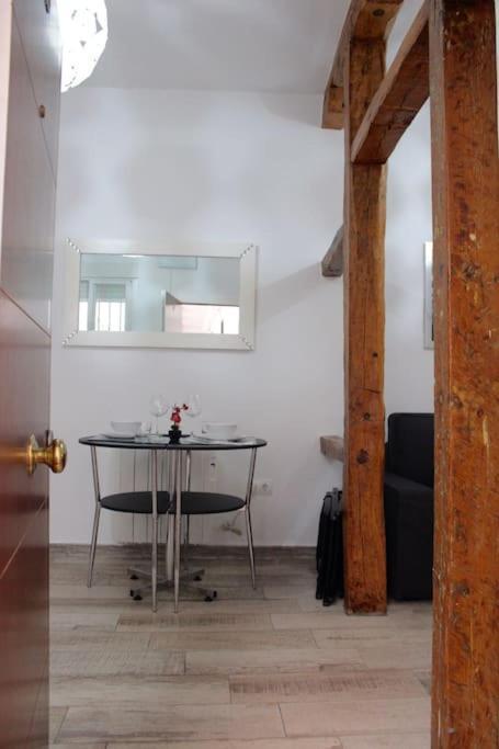 Modern Apt 1 Bedroom In Lavapies Madrid