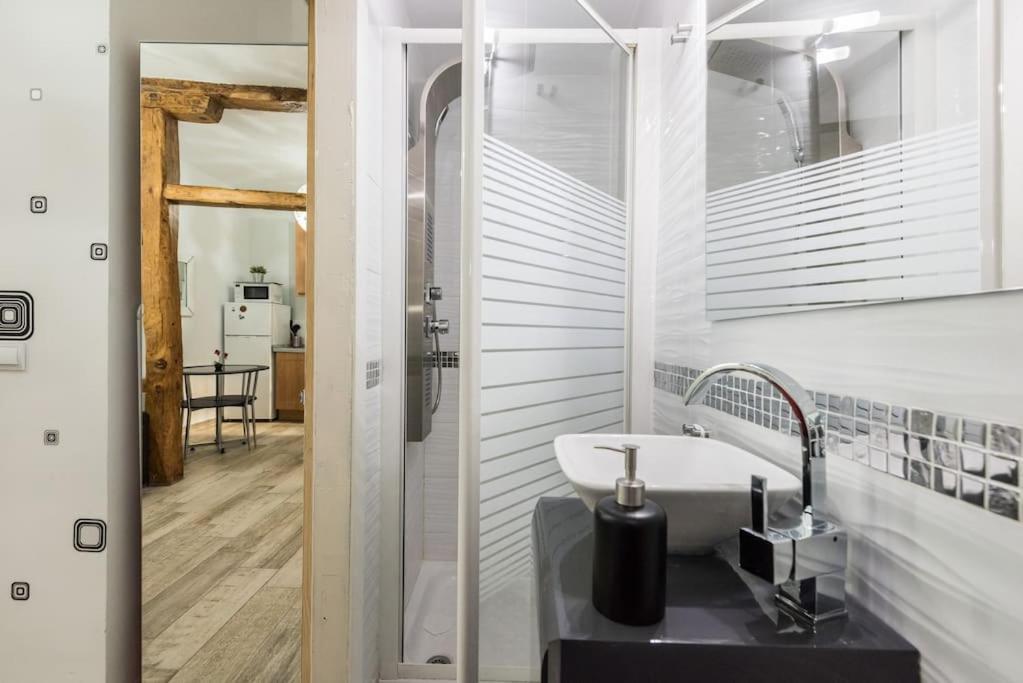 Modern Apt 1 Bedroom In Lavapies