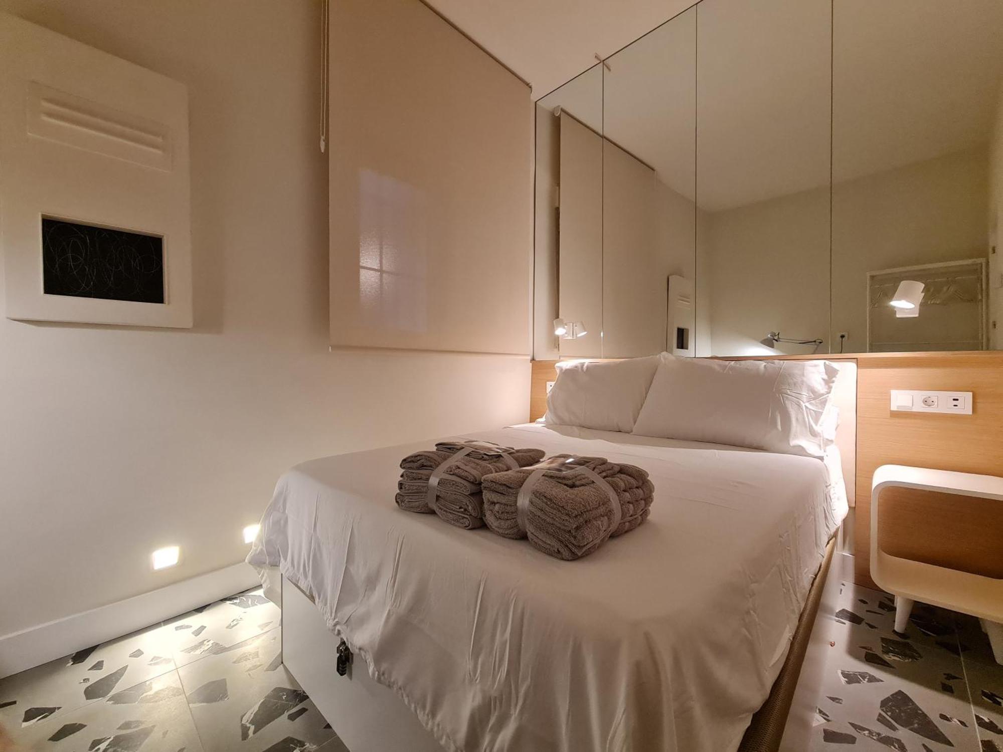 Center With 2 Bedrooms * Madri