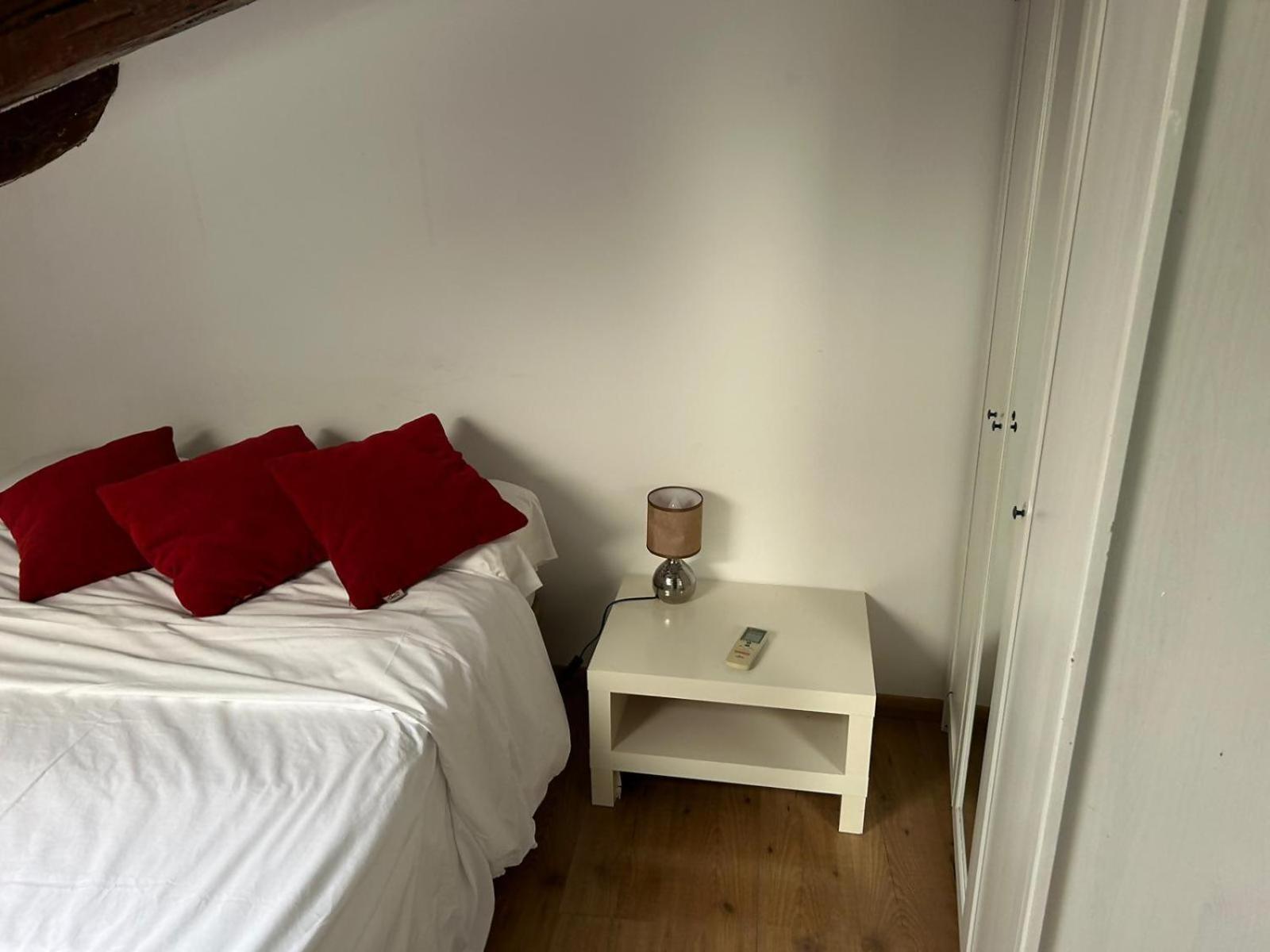 Comodo Atico En Tirso De Molina Apartamento *