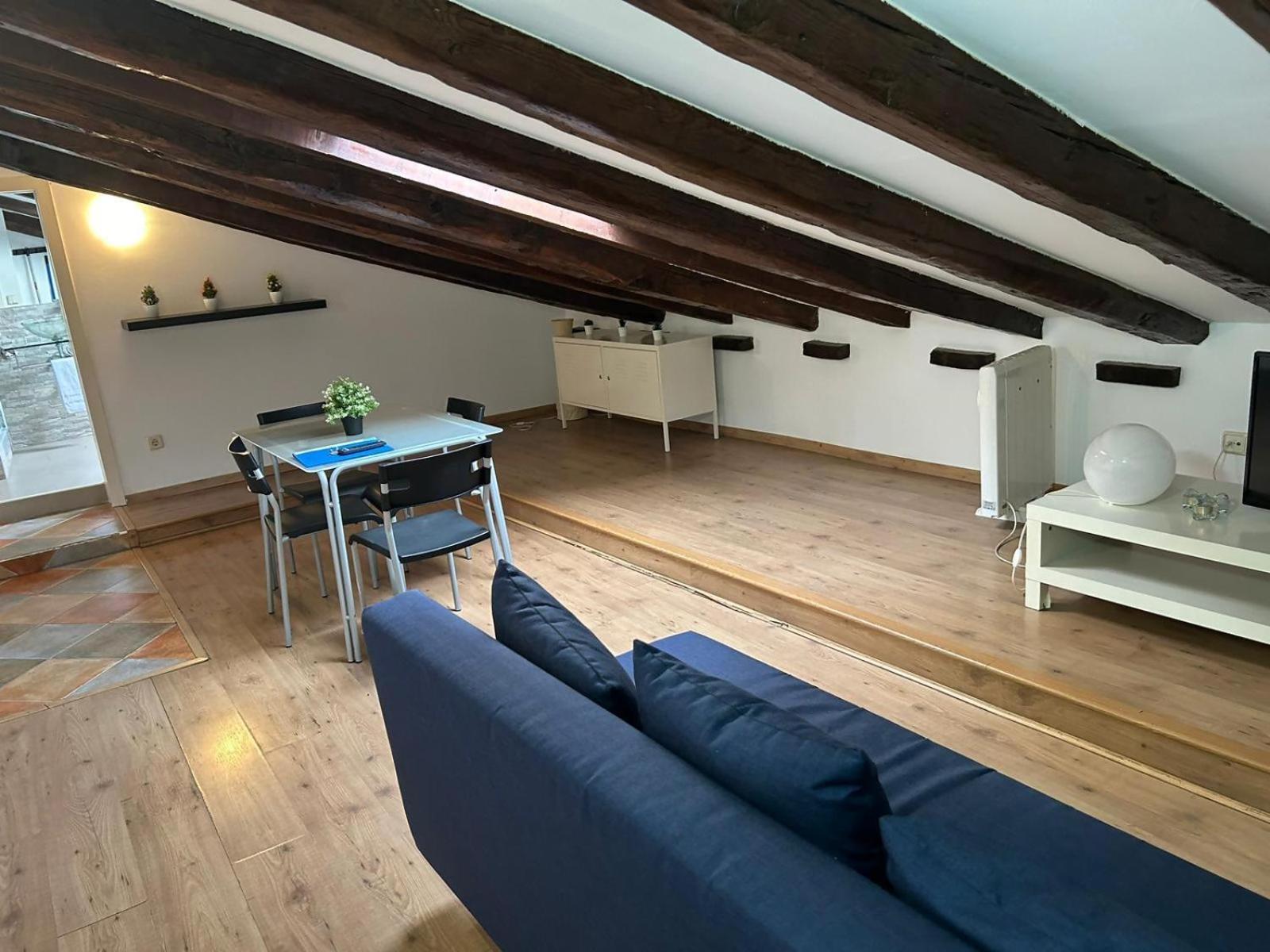 Comodo Atico En Tirso De Molina Apartamento *