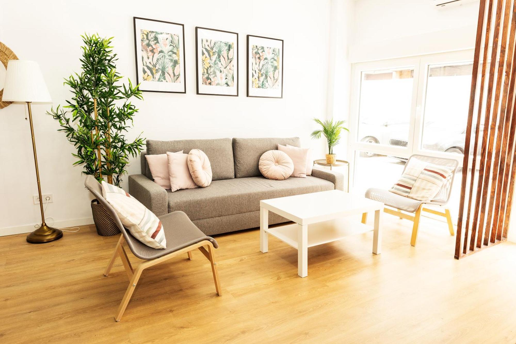 Cuatro Caminos Apartment *