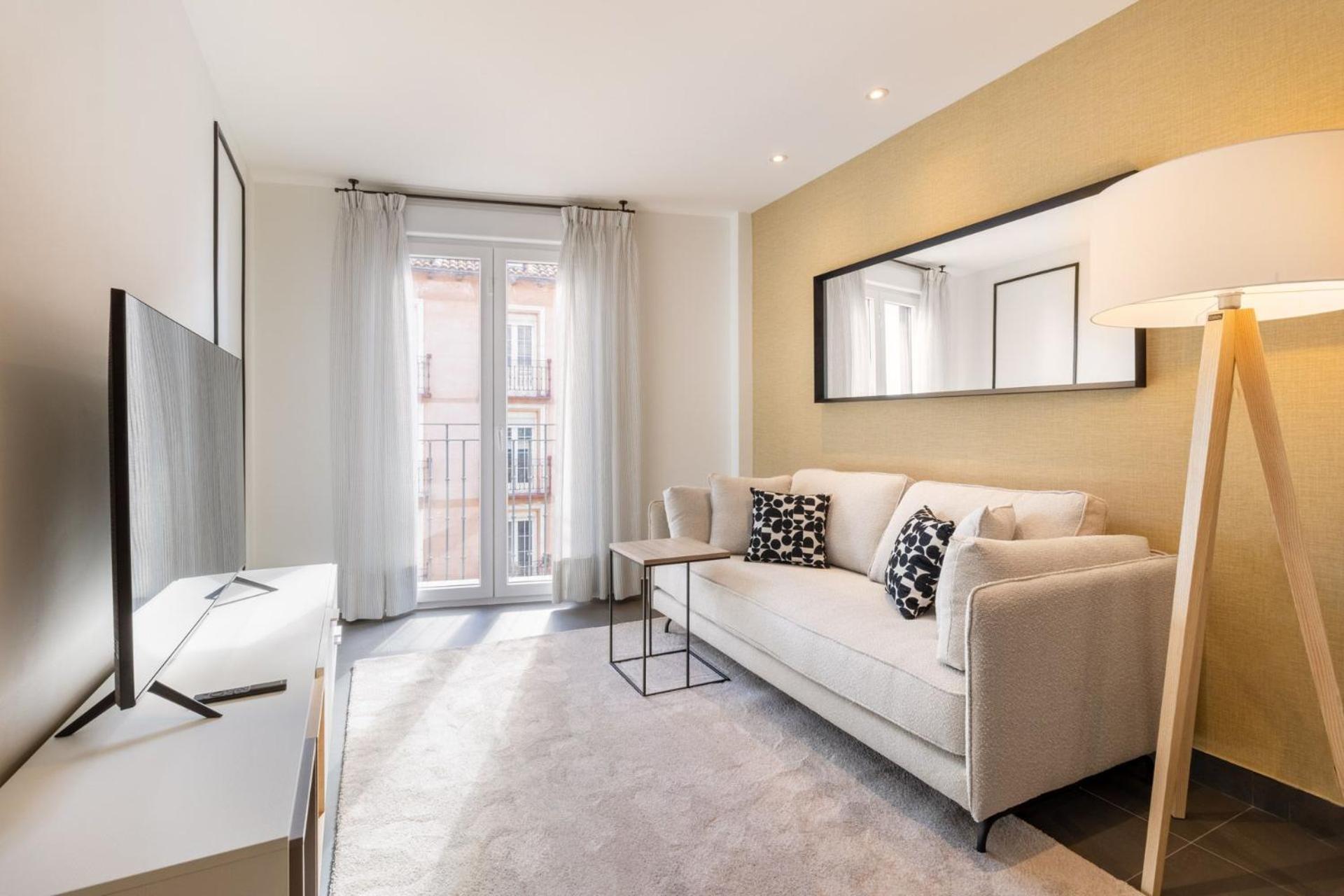 Charming Duplex Retreat For 4 Latina Toledo Atico Iii Madrid