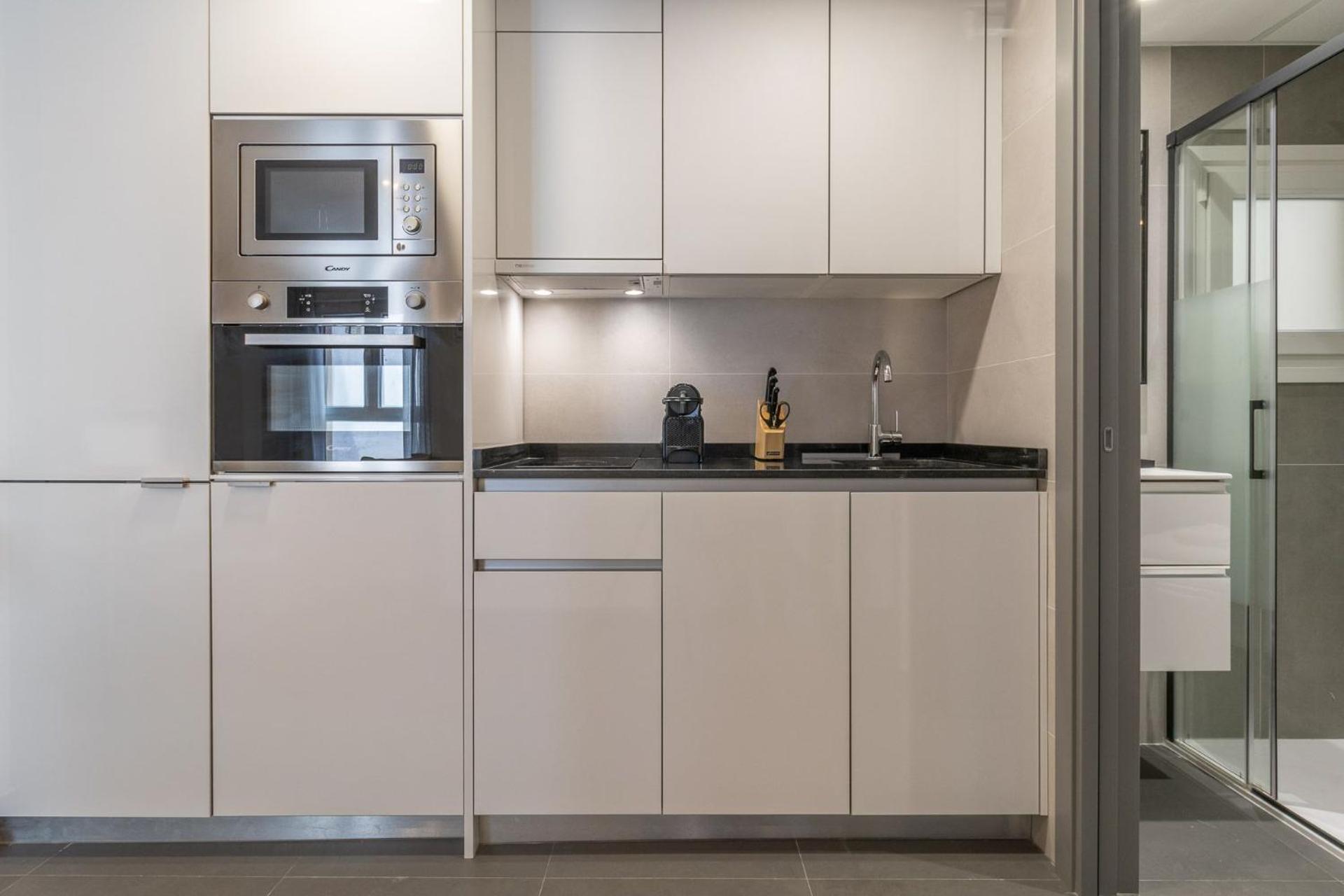 Apartamento Trendy La Latina Escape For 3 Next To The Iconic Rastro Market Latina Toledo Ii Madrid