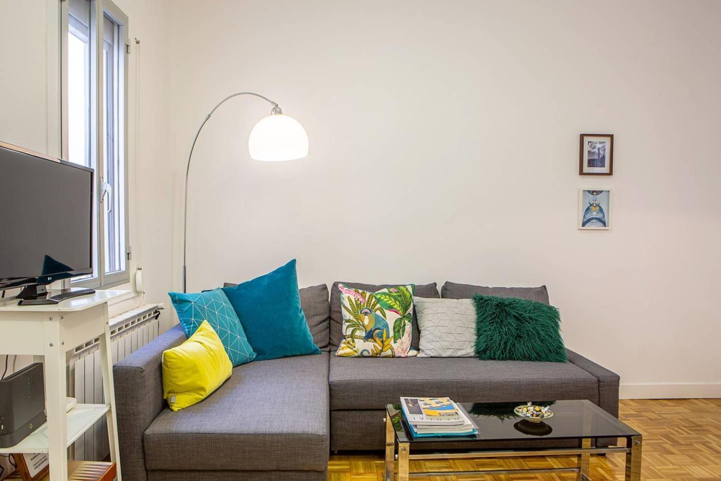 Appartement Lovely And Chic 1 Bedroom Next To Atocha Madrid