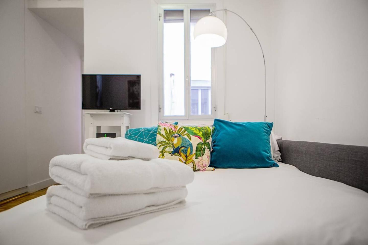 Lovely And Chic 1 Bedroom Next To Atocha * Madrid