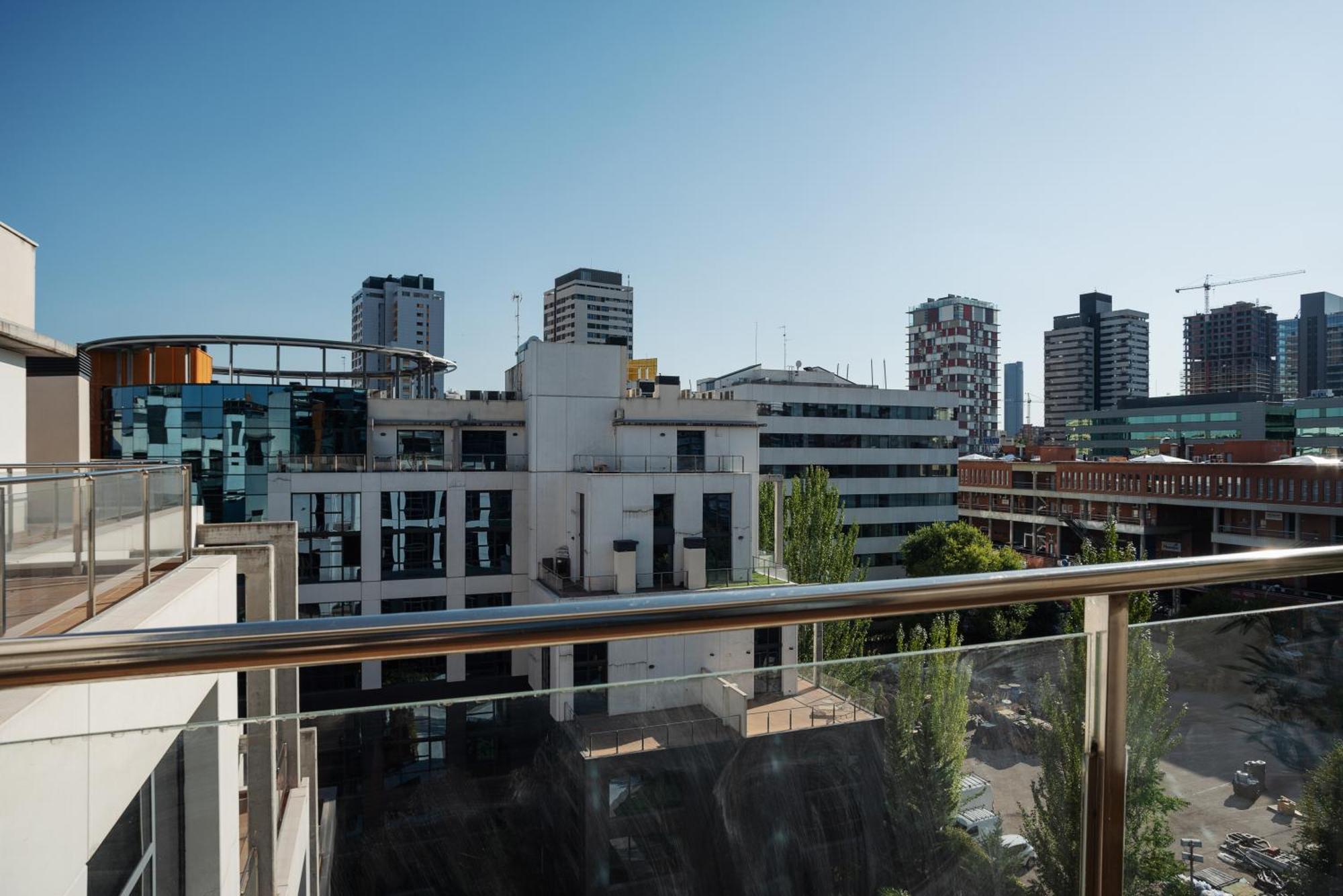 With Balcony In Sanchinarro * Madrid