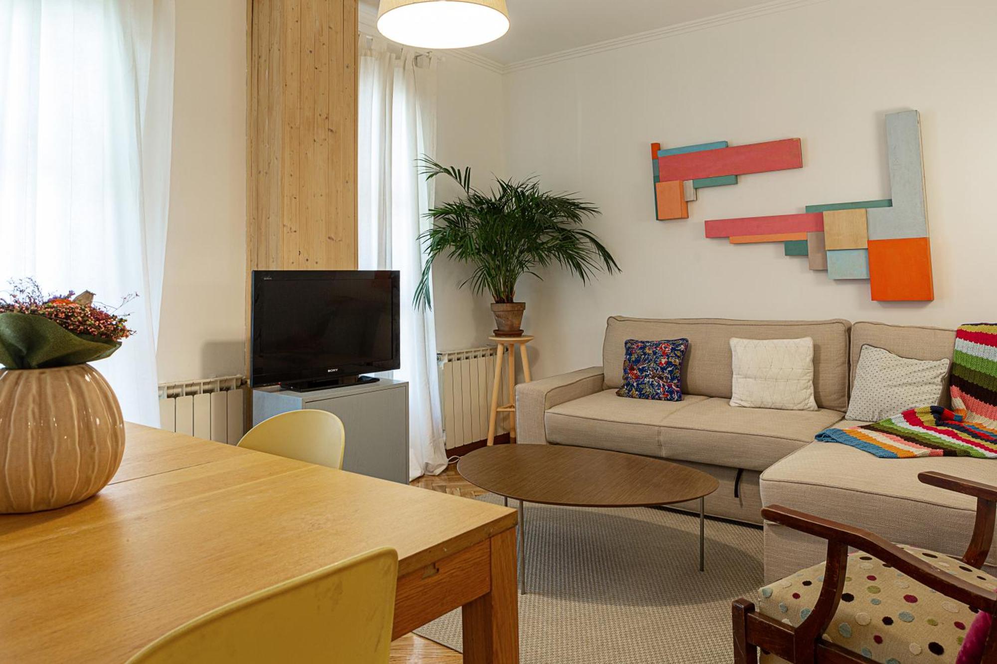 Cute 1 Bedroom With A Balcony Appartement *