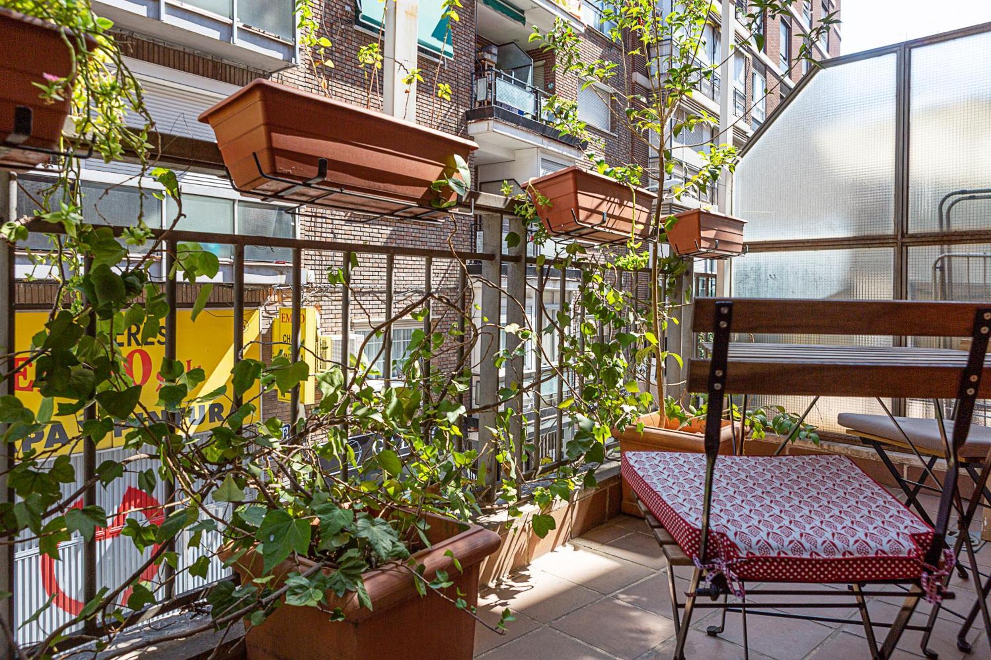 Cute 1 Bedroom With A Balcony * Madri