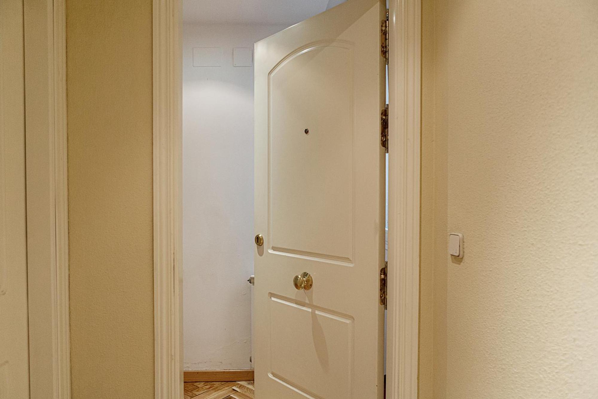 Appartement Cute 1 Bedroom With A Balcony