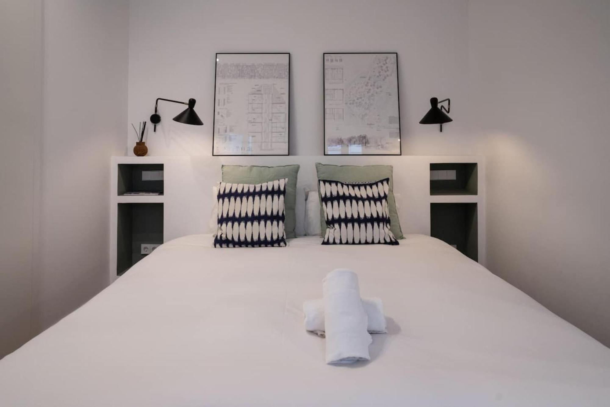 Apartment Stylish 2 Bedroom In The Heart Of Madrid