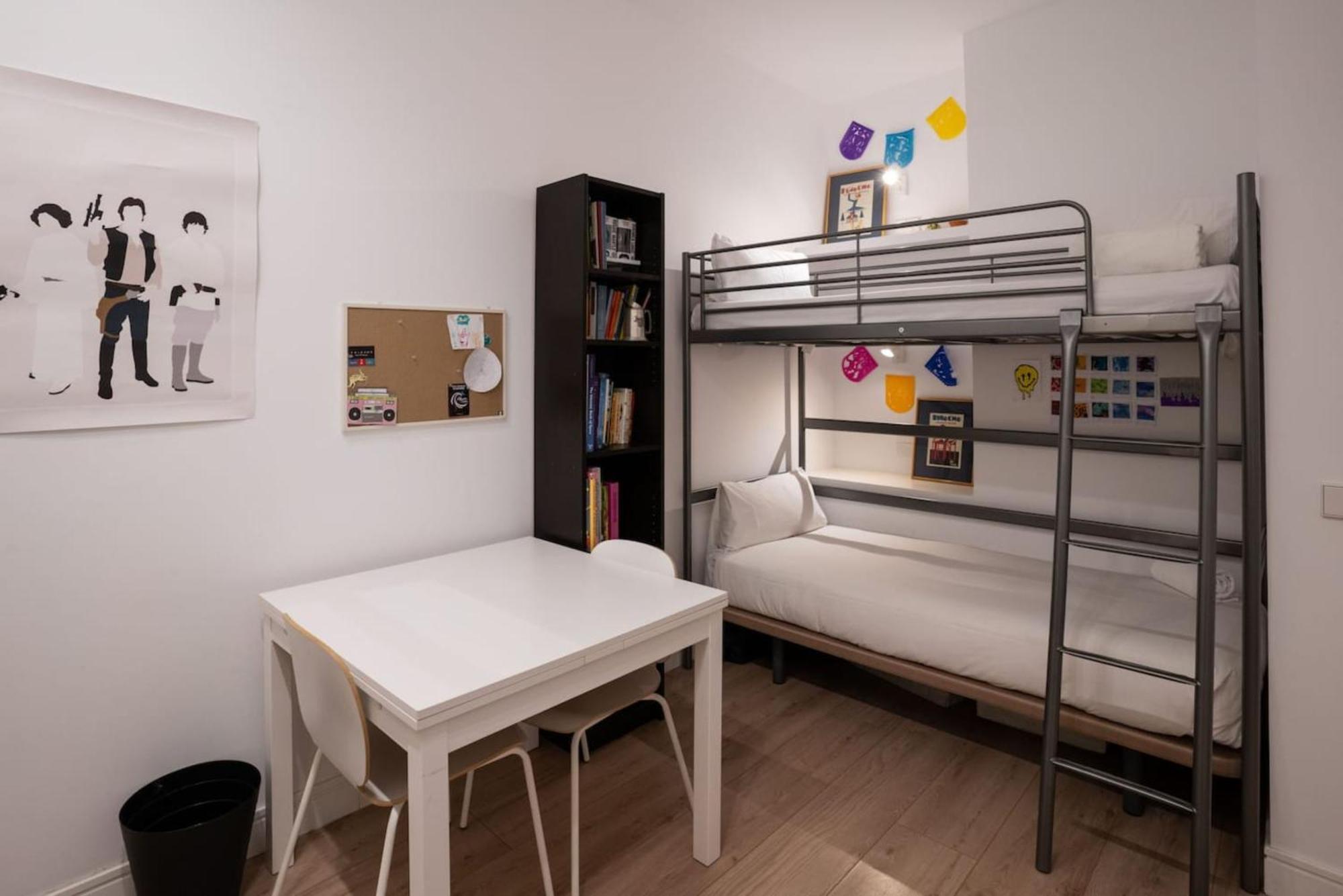 Stylish 2 Bedroom In The Heart Of Apartment